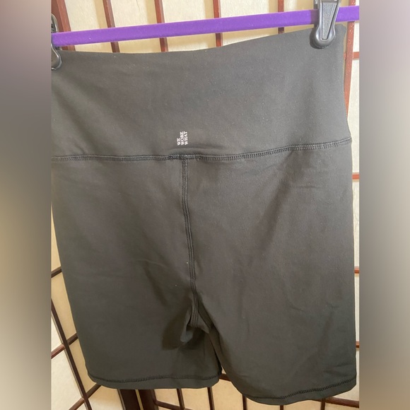 NWOT weworewhat solid black lace up biker shorts size Medium. - Picture 3 of 4